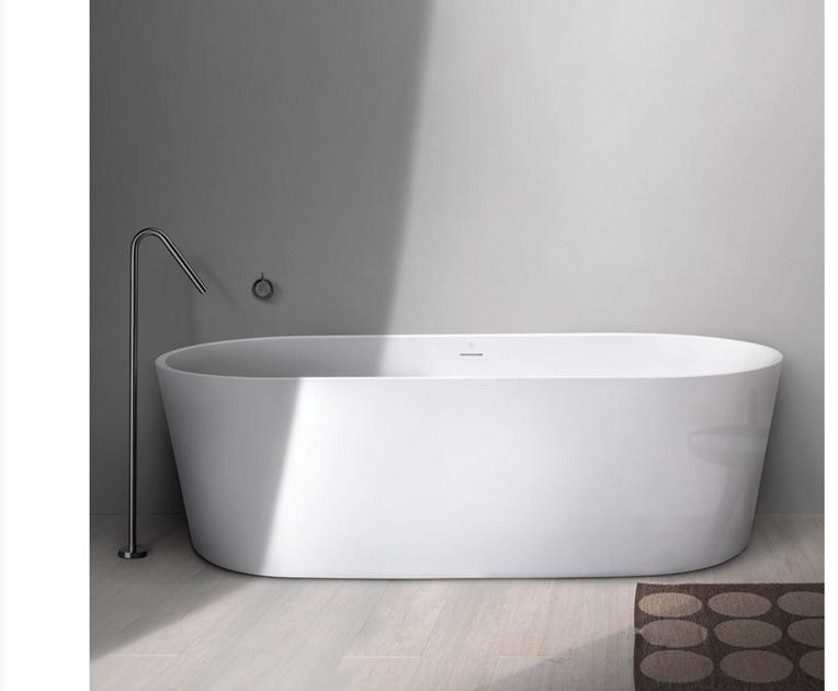Blu Bathworks® Отдельностоящая овальная акриловая ванна Pisa Bt8004b18 - Вид №4