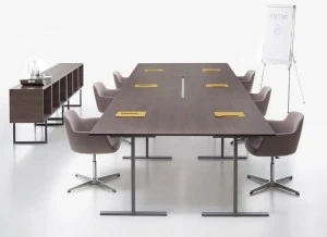 Manerba Прямоугольный стол для совещаний с системой управления кабелями T-leg