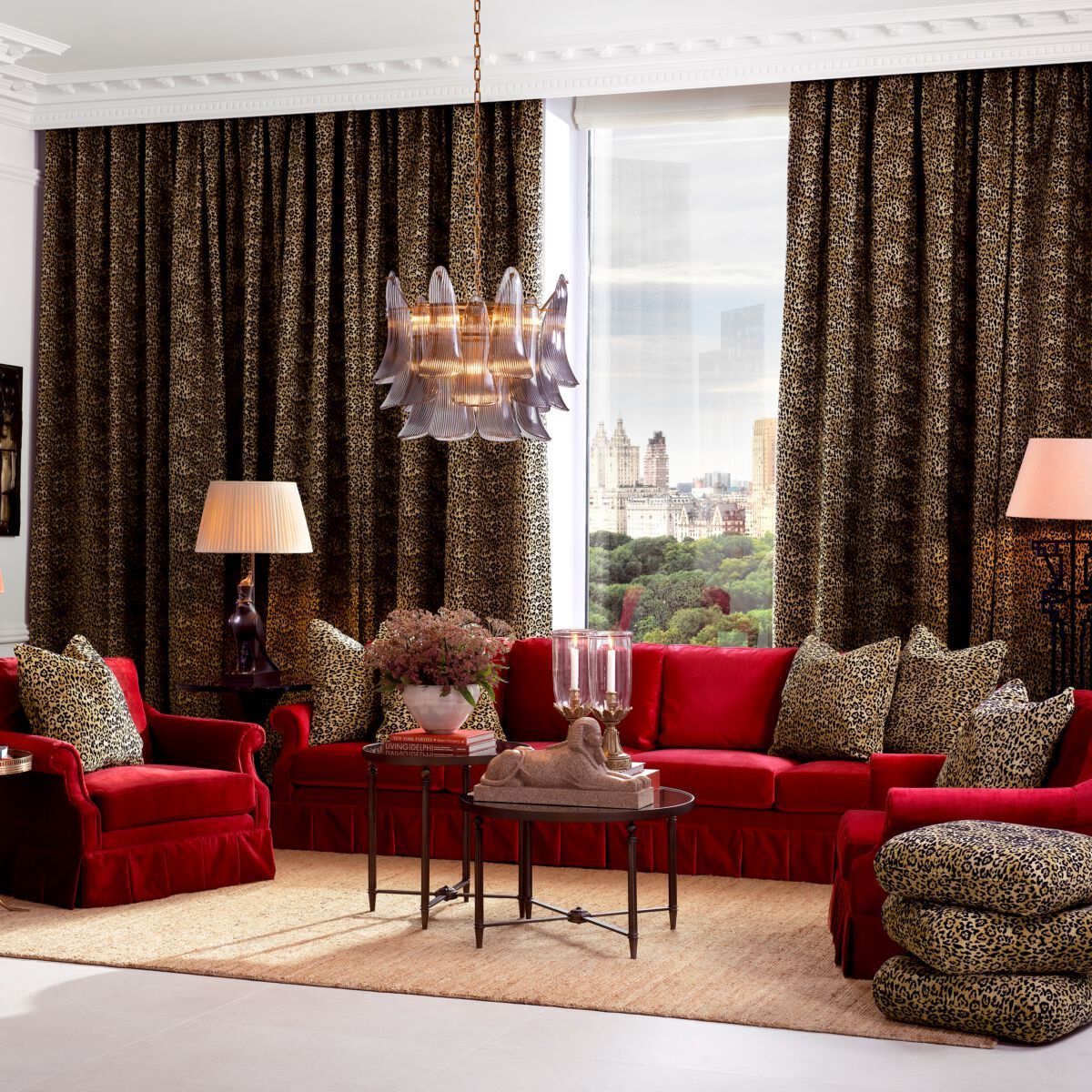 Круглый журнальный столик из зеркального стекла Eichholtz BOWERY ARCH-00094271 - Вид №1