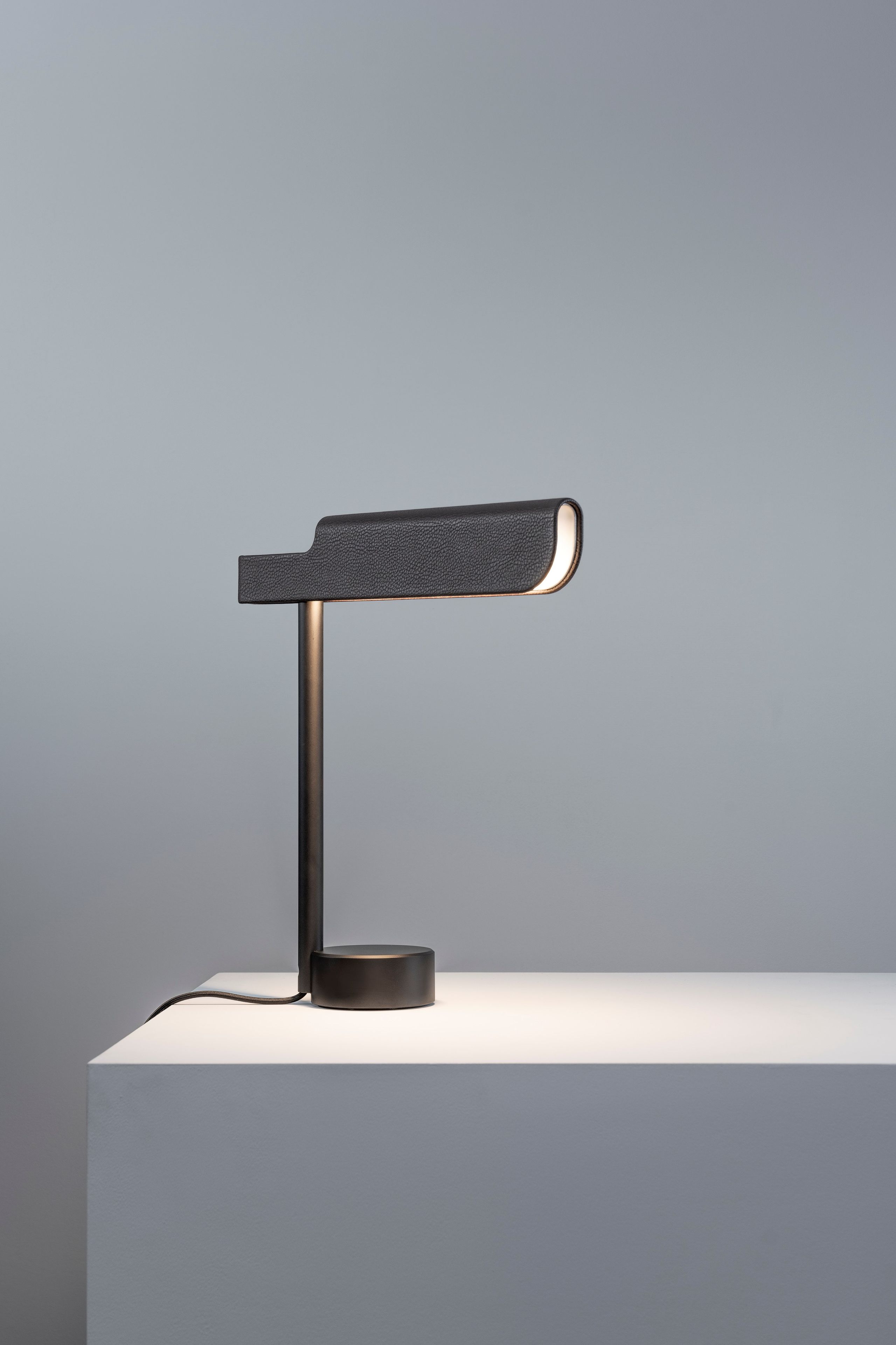 Регулируемая светодиодная настольная лампа Formagenda профиль ARCH-00067340 - Вид №14