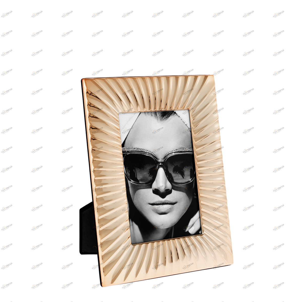 Фоторамка Raleigh от Eichholtz Золото EICHHOLTZ EICHHOLTZ 060472 Золото 