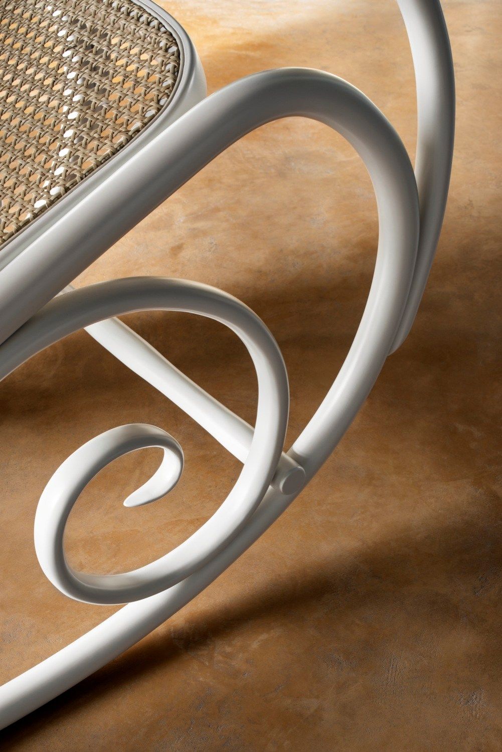 Кресло-качалка с подлокотниками Wiener GTV Design SCHAUKELSTUHL ARCH-00122679 - Вид №1