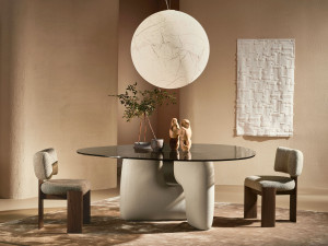 Запеченный стеклянный обеденный стол