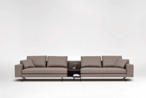 Кожаный диван с отсеком для хранения