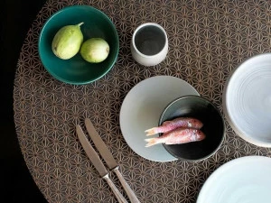 Made a Mano Стол из лавового камня Luna table