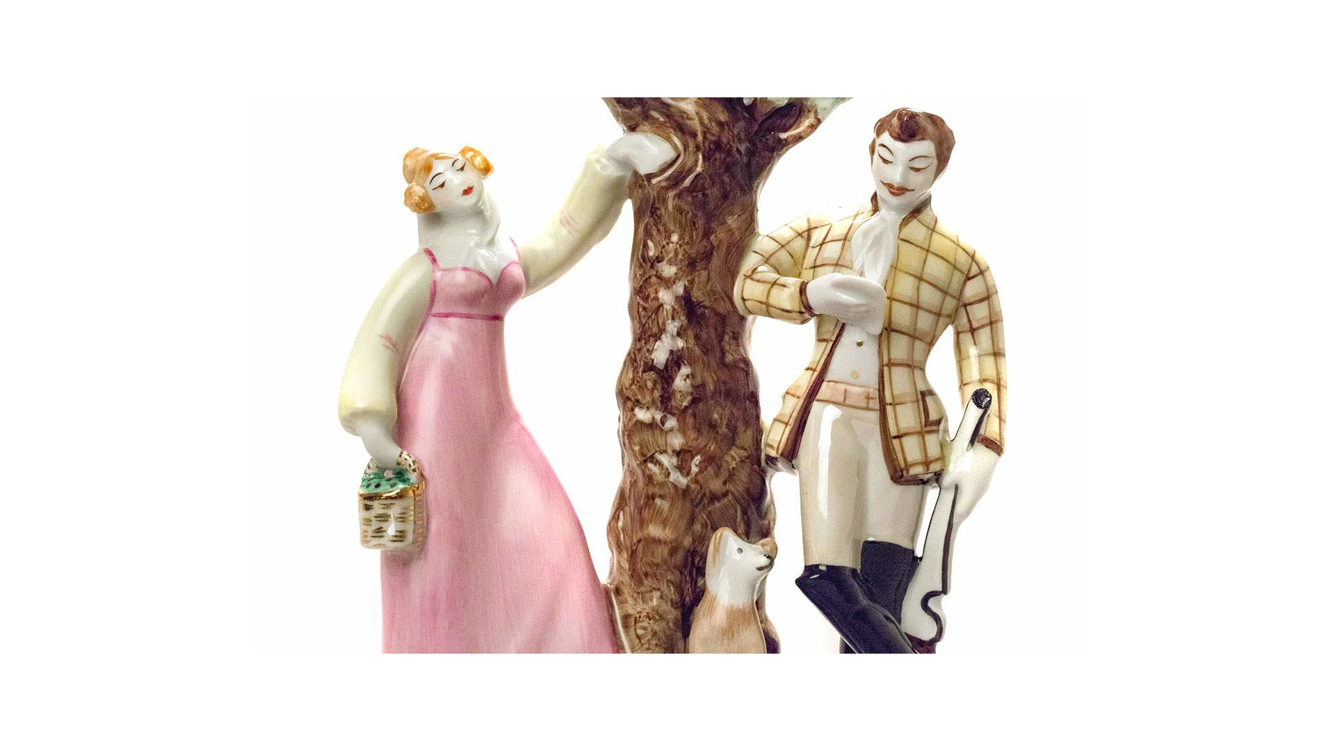 10643288 Дулевский фарфор Скульптура "Барышня-крестьянка" (фарфор) Фарфор  - Вид №2