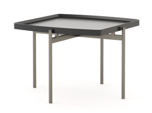 Железный квадратный журнальный столик