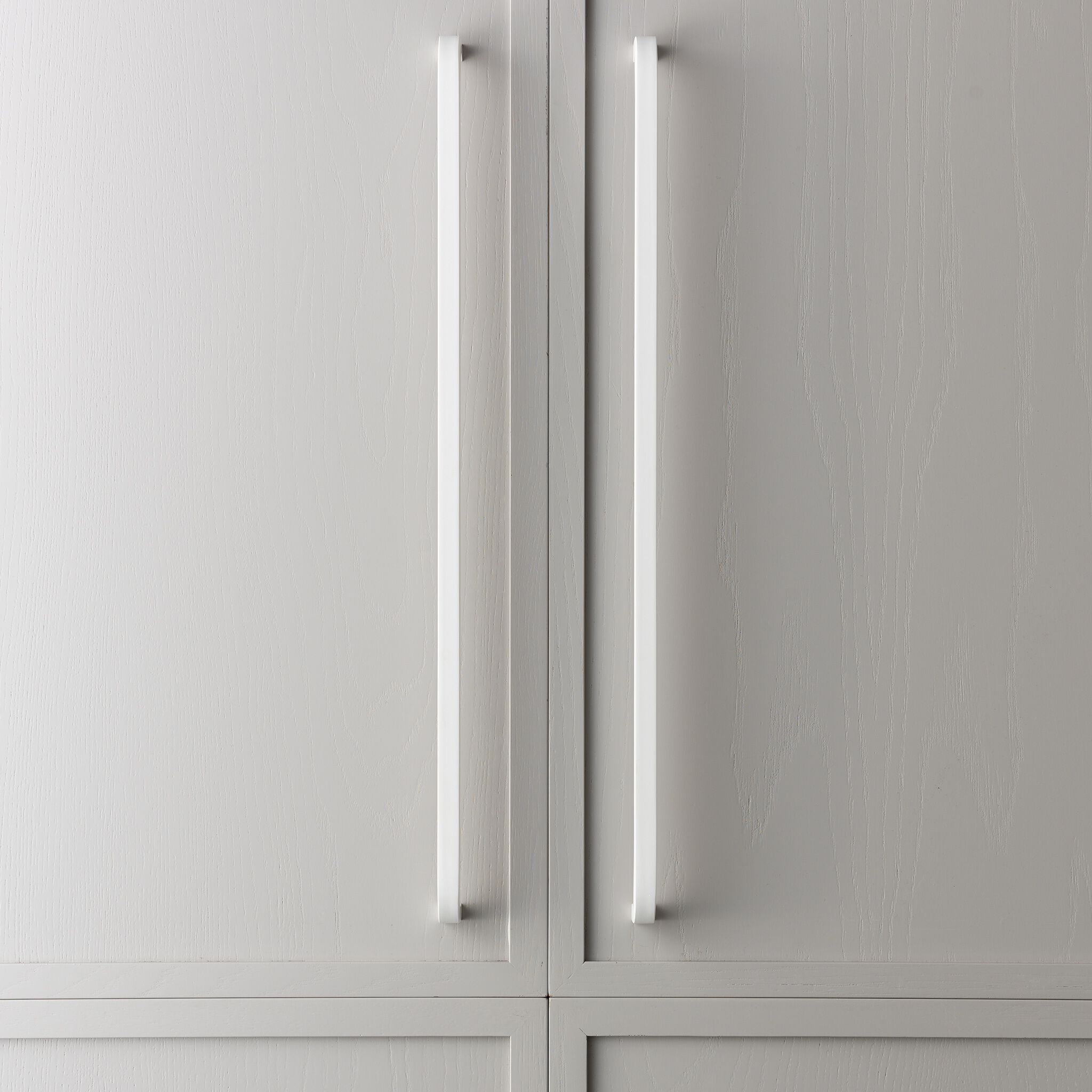 Латунная мебельная ручка Lo & Co Interiors Curve ARCH-00101114 - Вид №22