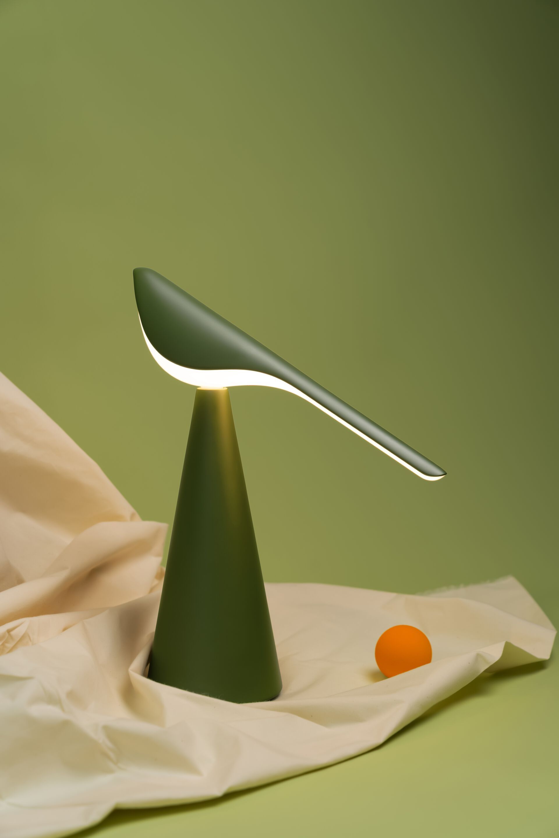 Алюминиевая светодиодная настольная лампа Established&Sons TIKI ARCH-00145932 - Вид №82