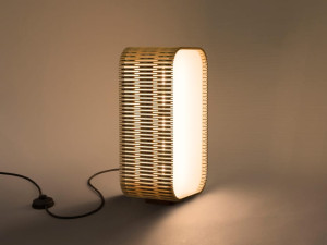 Деревянная светодиодная настольная лампа