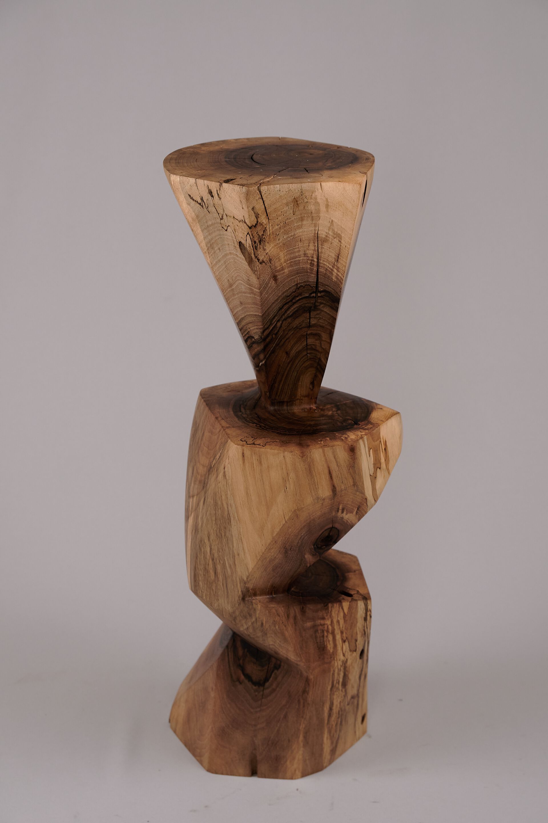 Высокий журнальный столик из грецкого ореха Logniture Leszy ARCH-00141295 - Вид №1