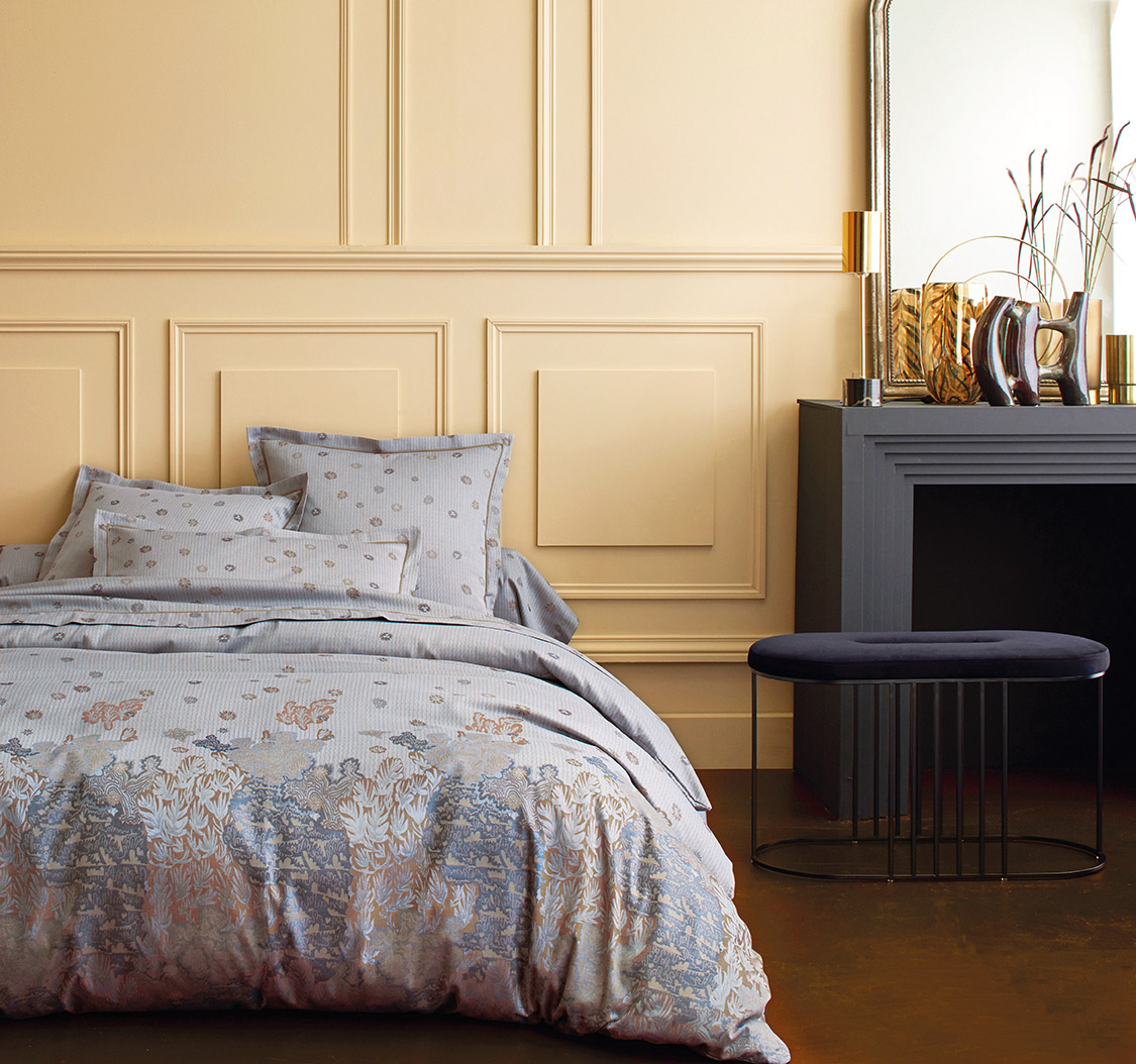 DAPHNEE_BJ_200 КПБ 200/220 прост 240/300 2 нав 50/75 сатин жаккард 460TC (в подарочной коробке) Blanc des Vosges Santreyd 