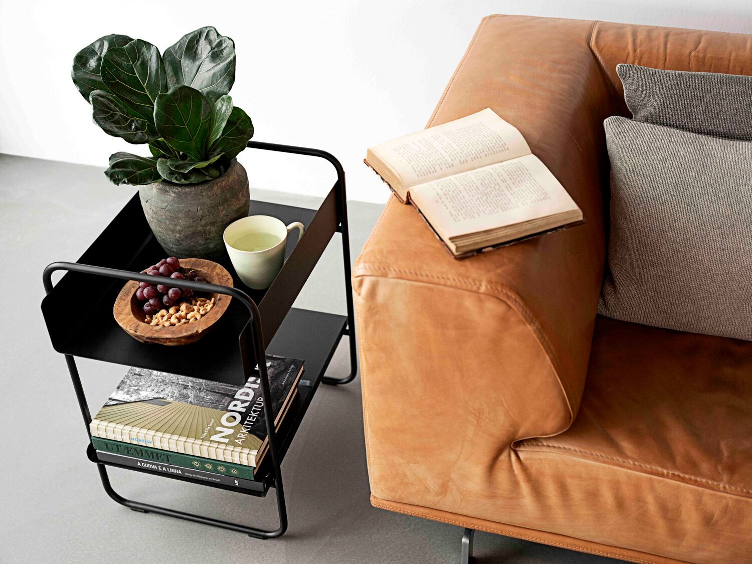 Стальная подставка для горшков / книжный шкаф с порошковым покрытием ZONE DENMARK A-Collection ARCH-00001452 - Вид №2