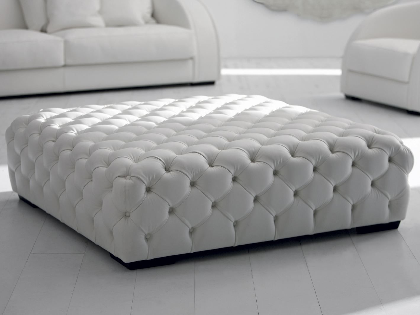 Квадратный кожаный пуф с Капитоном OPERA CONTEMPORARY JOSÈ ARCH-00078051