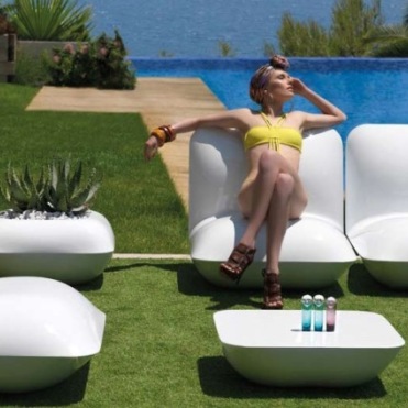 007692 Столик Vondom Pillow - Вид №1