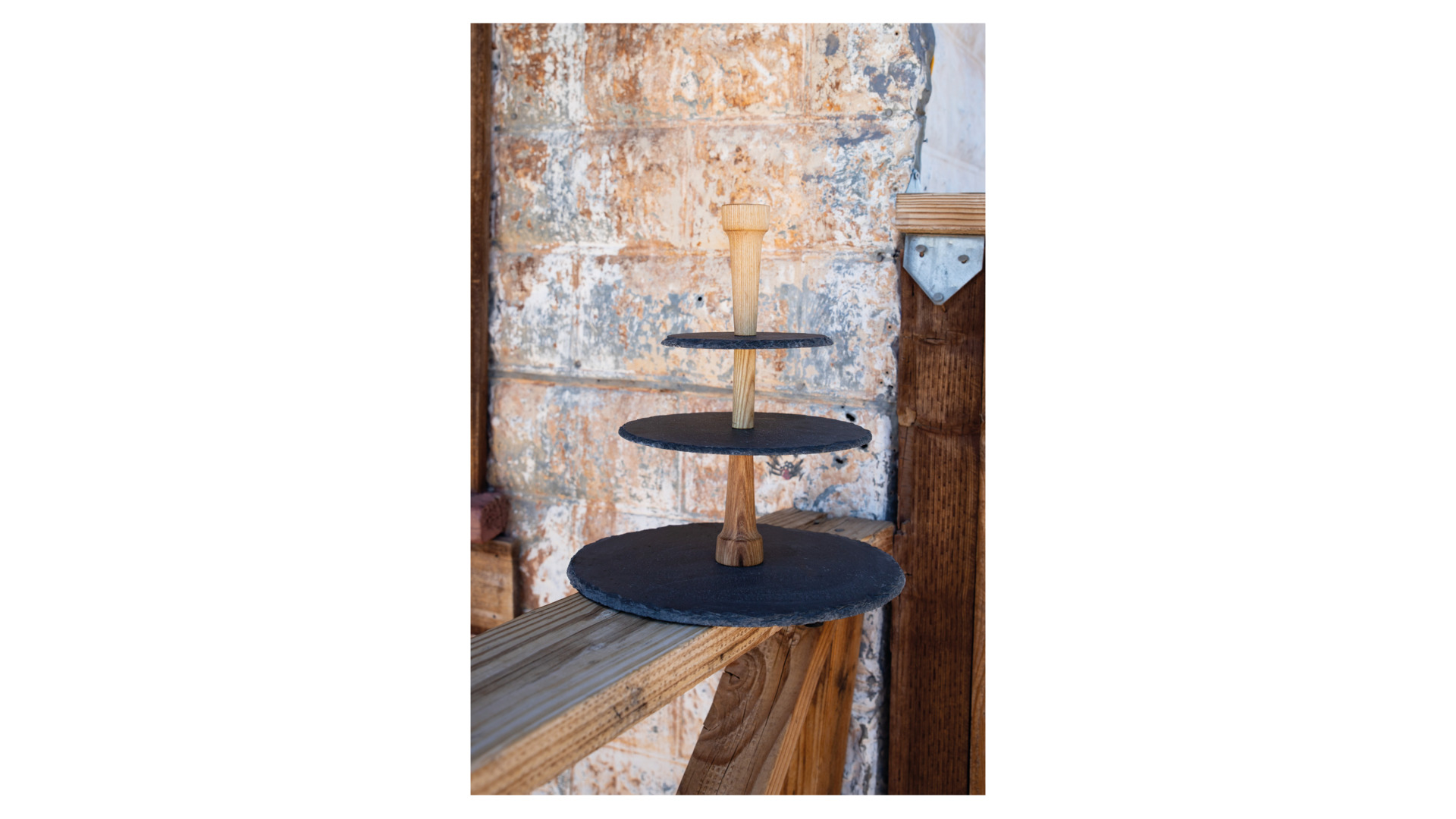 10599399 Boska Блюдо сервировочное трехъярусное Boska "Party" для сыра и закусок 30см, сланец, дуб, (черное) Сланец  - Вид №4