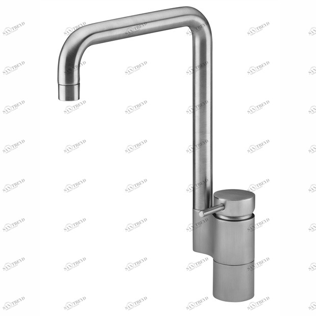 Латунь. 106. Смеситель для кухонной мойки Quadrodesign Brass