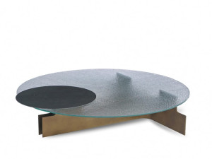 Низкий круглый журнальный столик