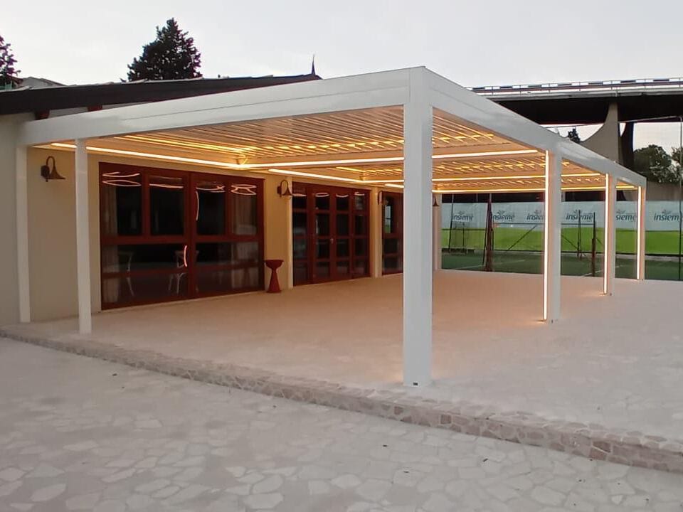 Пергола из алюминия с поворотными пластинами Mv Line Bioclimatic ARCH-00098083 - Вид №2