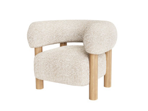 Тканевое кресло с подлокотниками