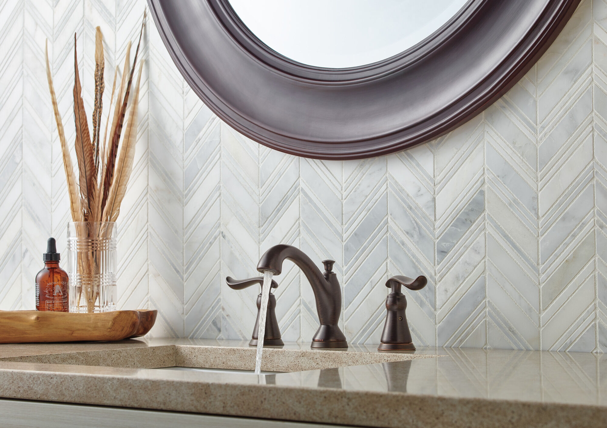 3594-RBMPU-DST Смеситель для ванной комнаты с двумя ручками Delta Faucet Linden Венецианская бронза  - Вид №3