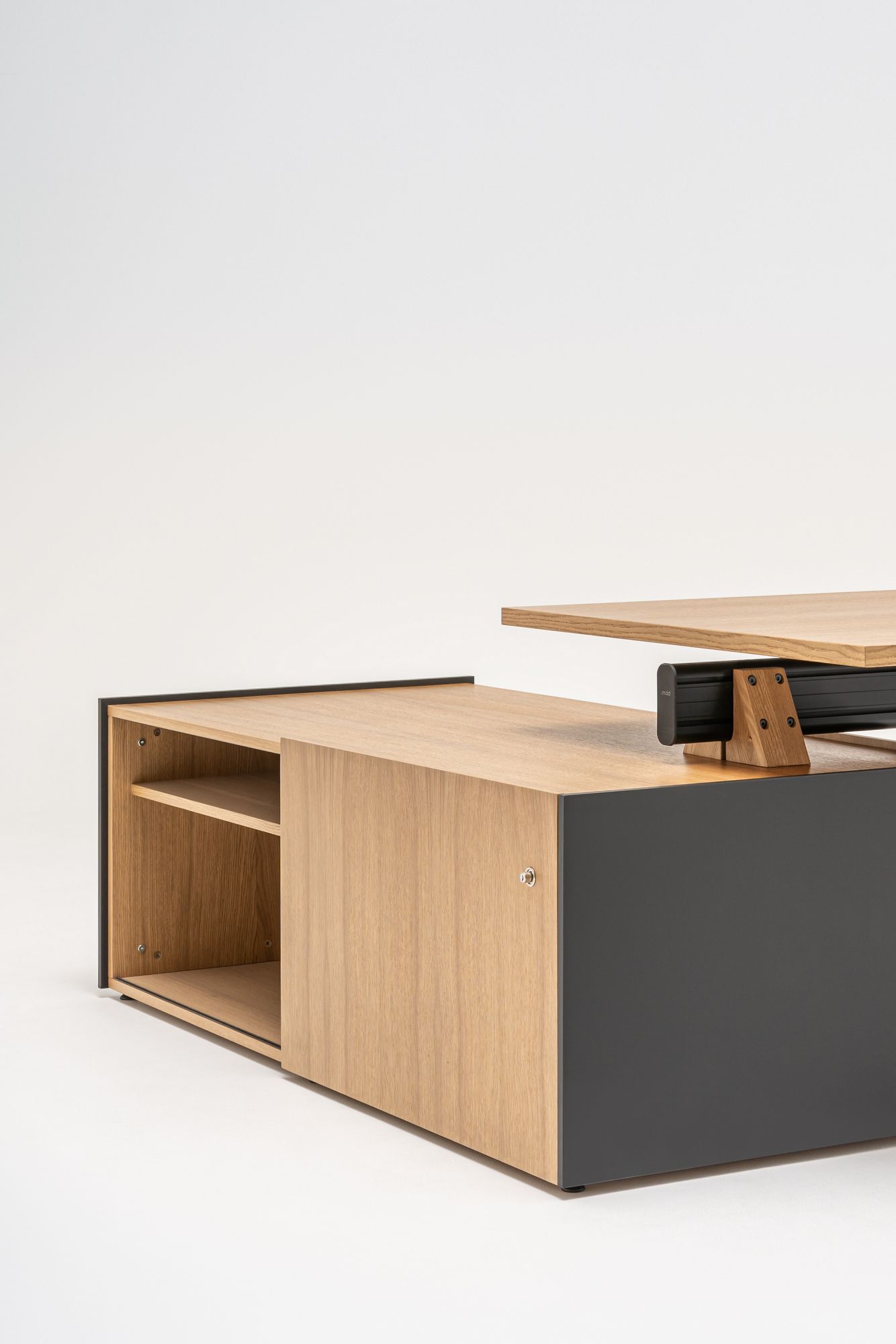 Деревянный угловой секционный стол со встроенной полкой MDD Viga ARCH-00080022 - Вид №4