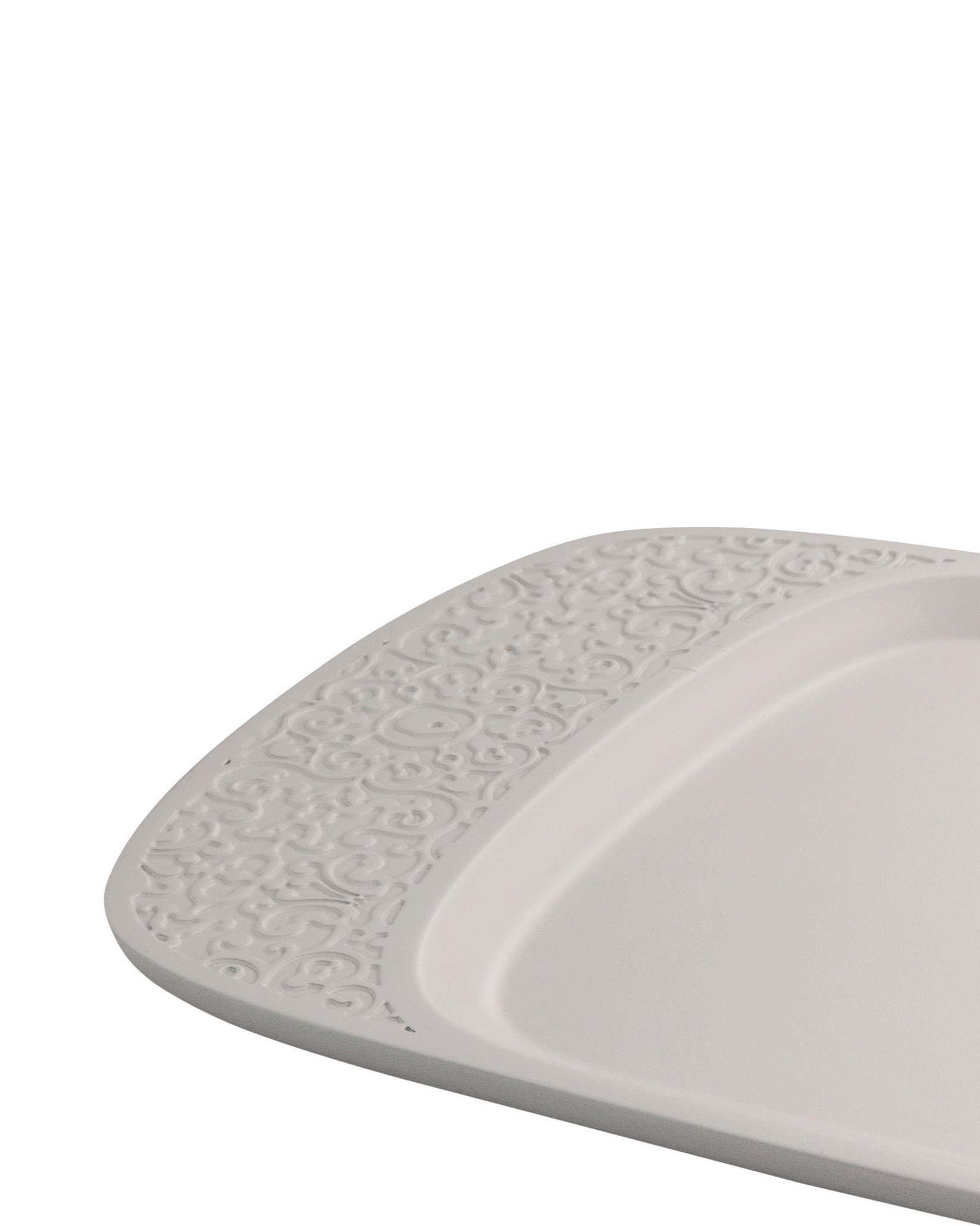 Сервировочная тарелка Alessi, одетая на пленэре MW72/22 - Вид №2