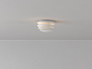 Настенный / потолочный светильник для наружного освещения