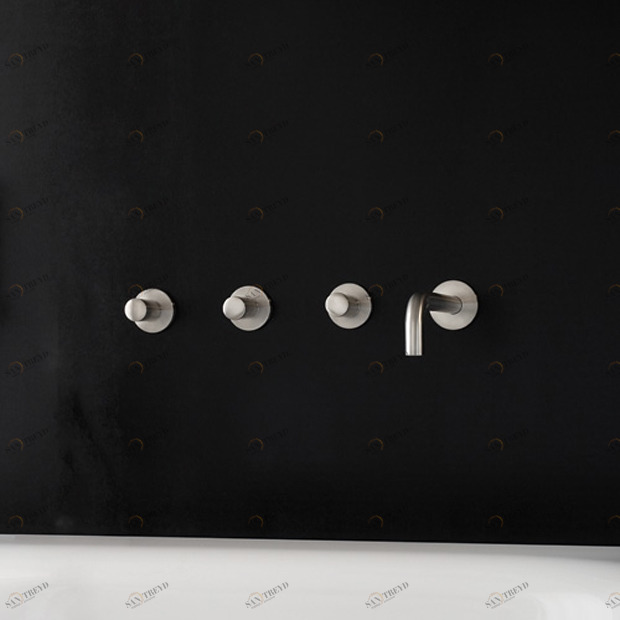 Оно. 90 62. Настенный миксер для летучей мыши. Quadrodesign Ono