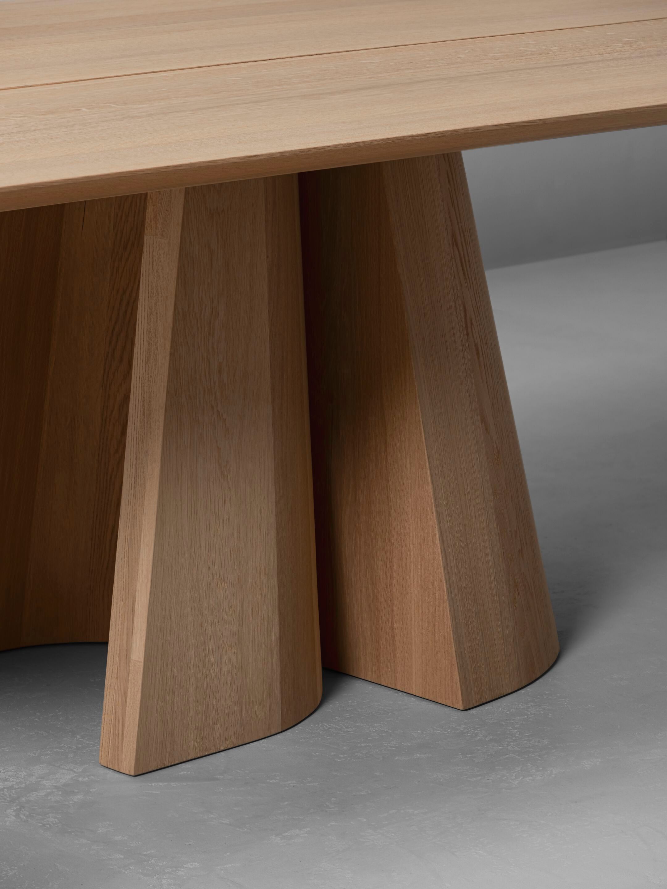 Прямоугольный дубовый стол Van Rossum Got ARCH-00036988 - Вид №2