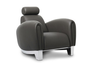 Кожаное кресло с подголовником