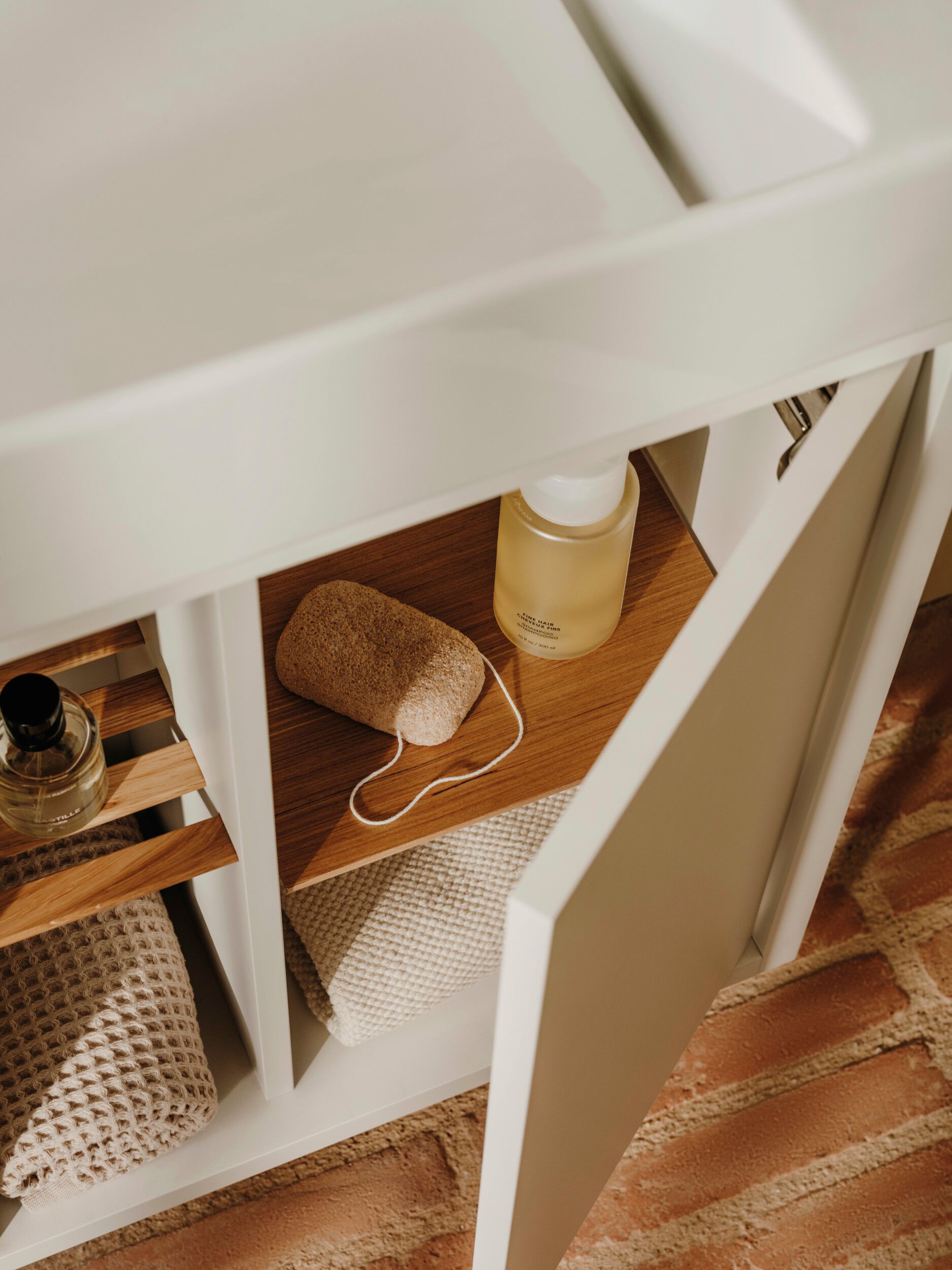 Деревянный подвесной умывальник с дверцами Roca ARCH-00047217 - Вид №5