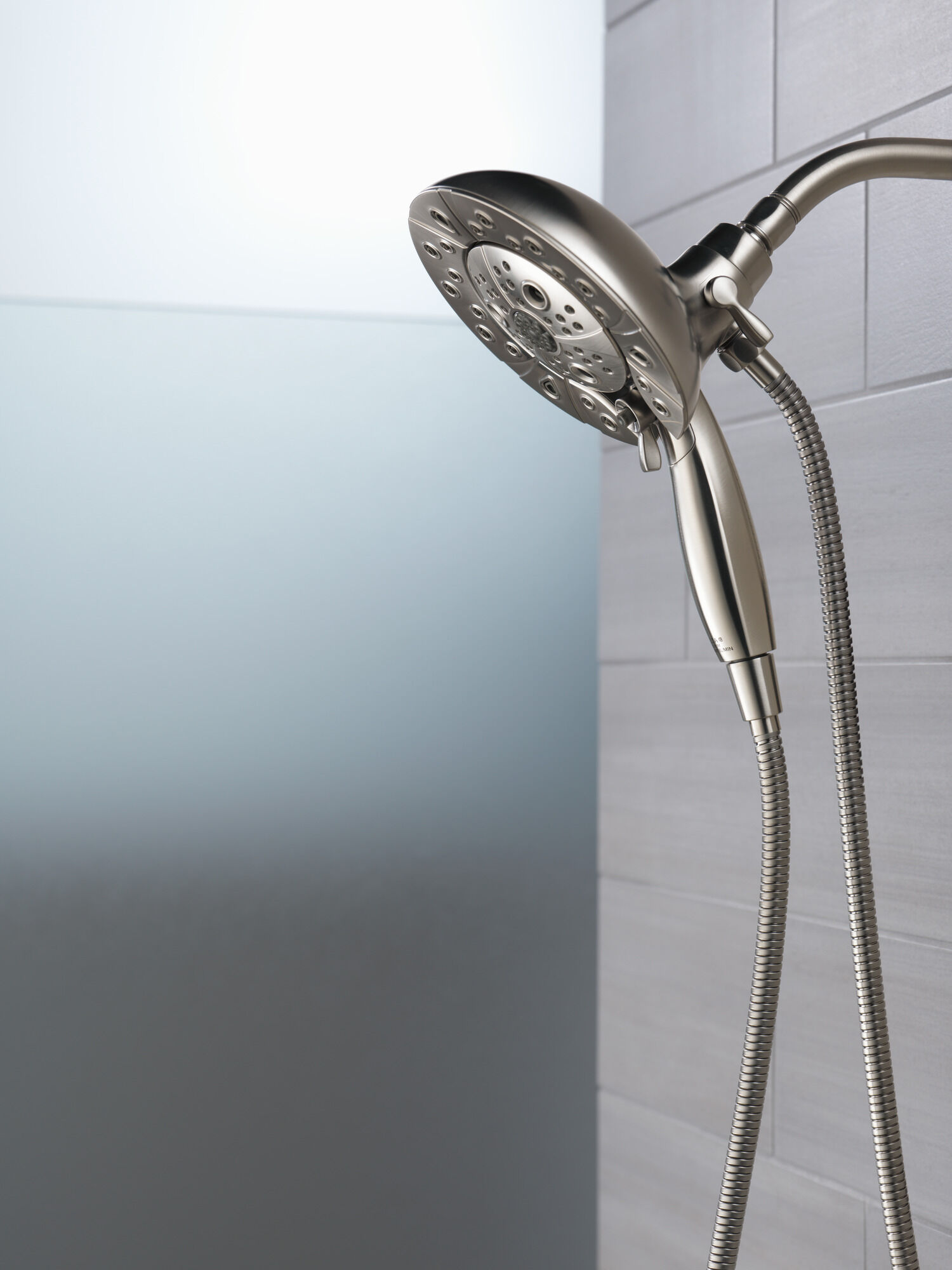 H2Okinetic® In2ition® Душ два в одном с 5 настройками Delta Faucet 58480-SS-PK - Вид №7