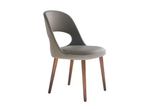 Тканевый стул