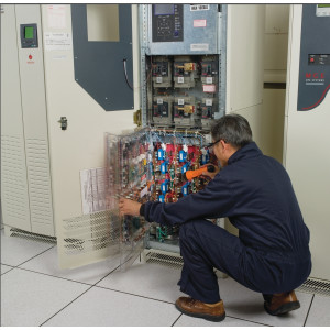 WADVULTRA-ST-10 План обслуживания Advantage Ultra на (1) год на (1) статический переключатель на 30–100 А Schneider Electric