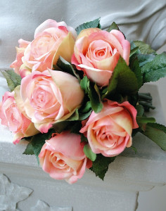 2669 505 a3 Искусственный букет роз, 7-цветков, 25 см, светло-розово-темно-розовая H-andreas