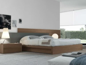 JESSE Кровать из орехового дерева с высоким тканевым изголовьем Mylove