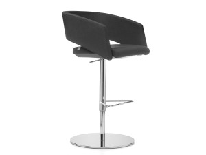 Высокий стул с тканевой подкладкой