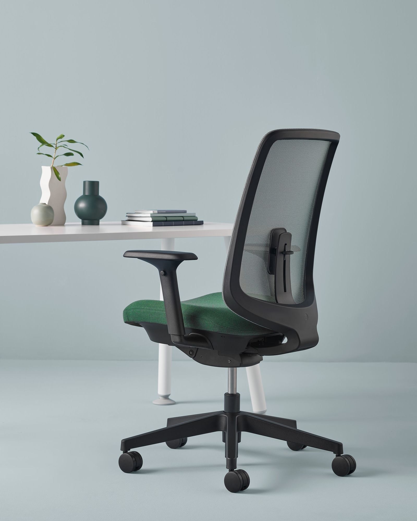 Офисное кресло с 5 спицами Herman Miller VERUS ARCH-00068824 - Вид №6