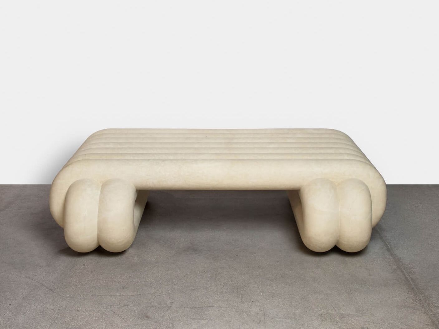 Мраморный журнальный столик Kelly Wearstler Nudo ARCH-00049380