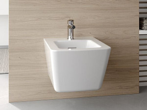 Керамическое подвесное биде с переливом