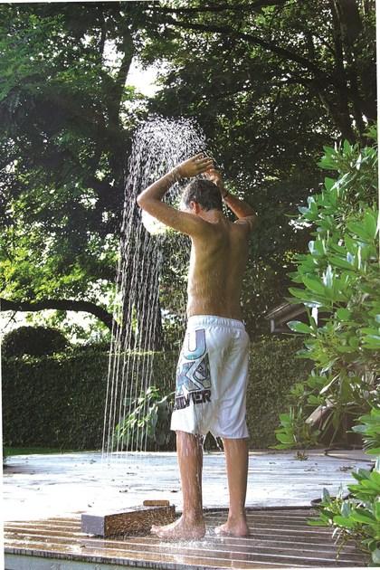 TRADEWINDS Портативный уличный душ из алюминия и дерева sun-id-1458141 - Вид №13