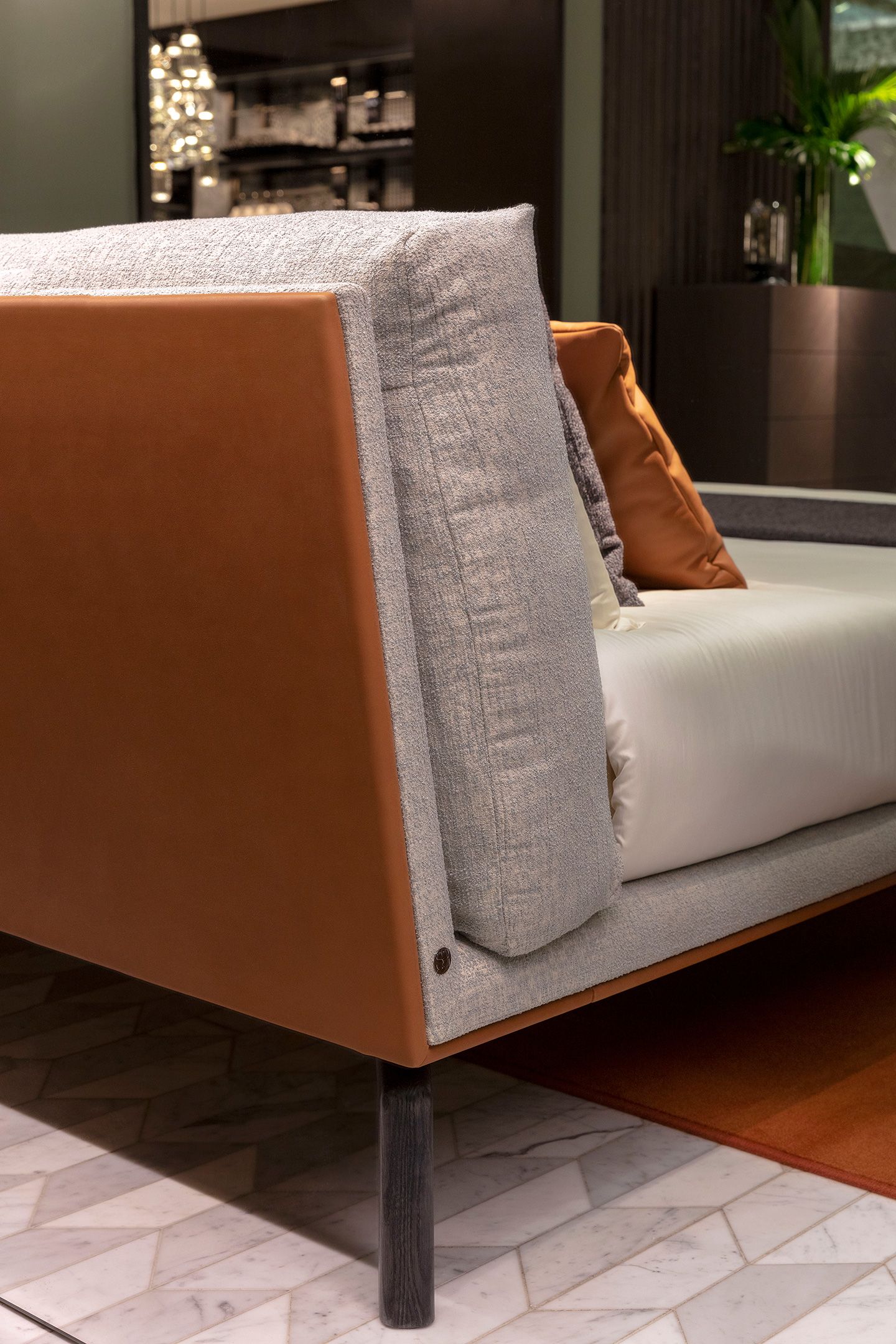 Двуспальная кровать из ткани с мягким изголовьем Sicis Cosily ARCH-00092777 - Вид №2