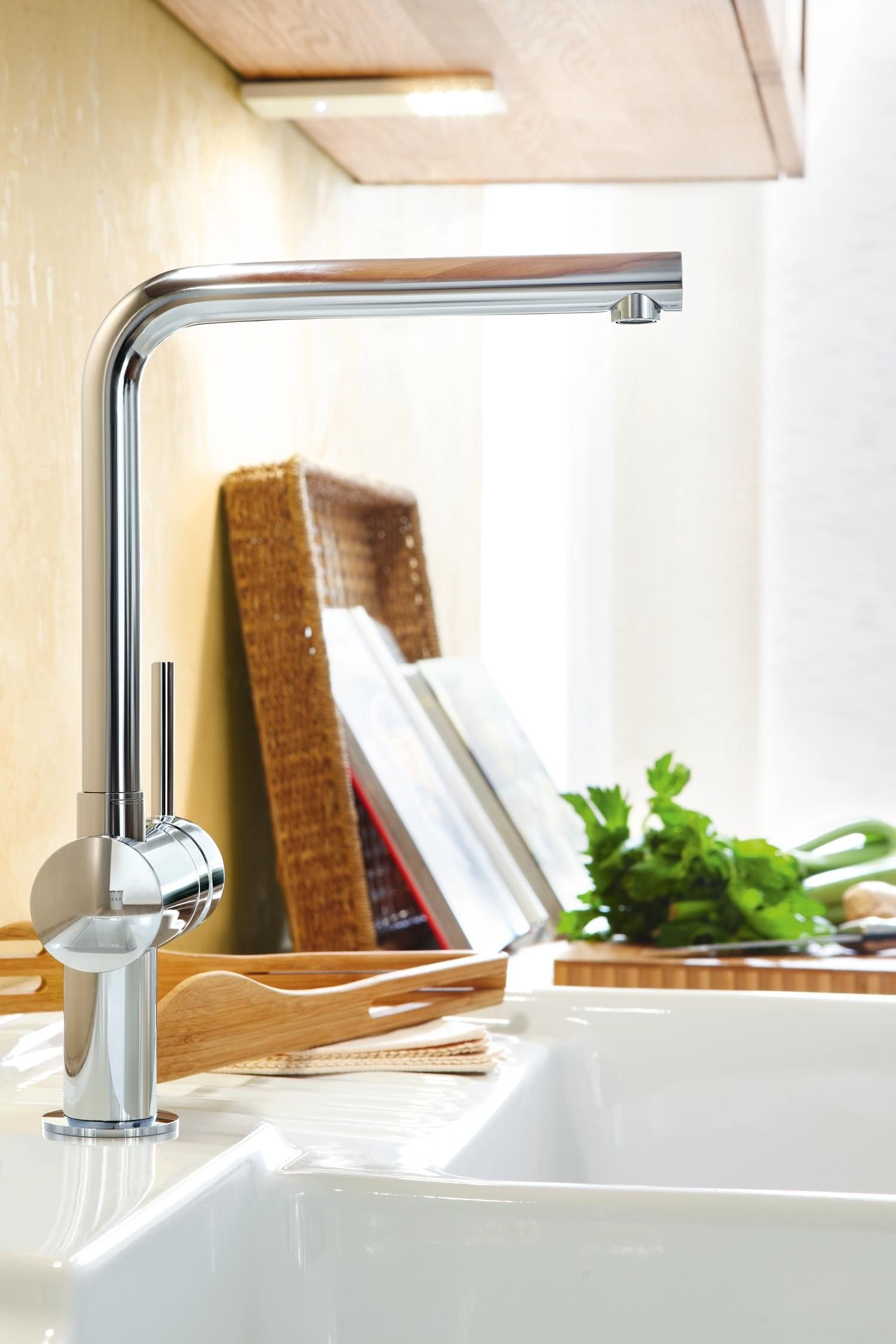 Смеситель для кухни с одним отверстием и поворотным изливом Grohe Minta ARCH-00050028 - Вид №1