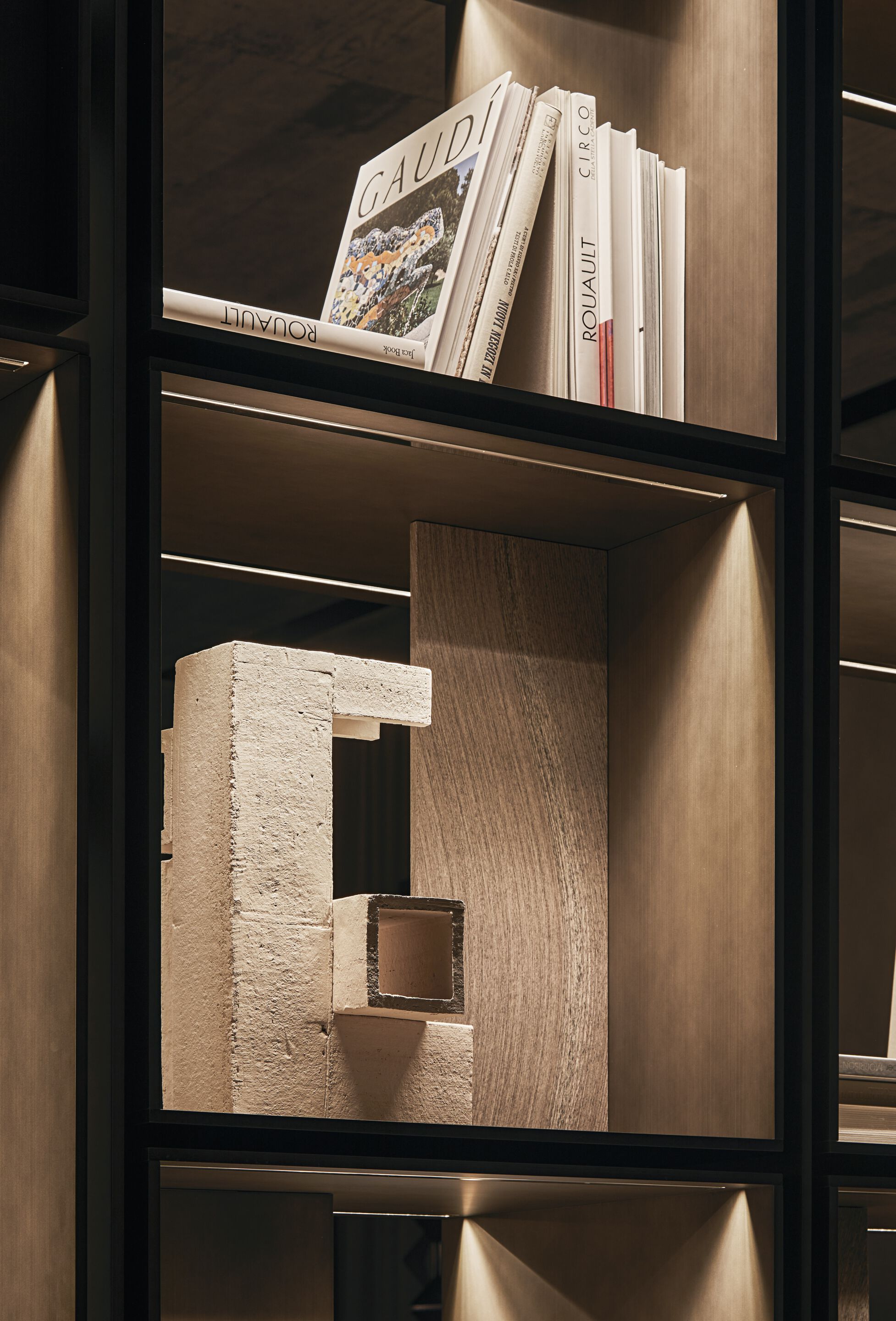 Модульный алюминиевый книжный шкаф с освещением Visionnaire C-SQUARE ARCH-00102125 - Вид №5