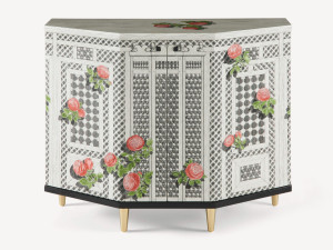 Маленький шкаф