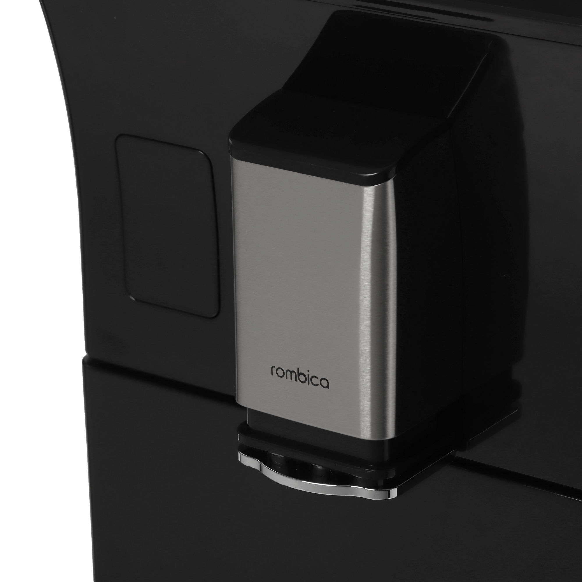 9153310 Кофемашина автоматическая Rombica Barista CFX-A02R черный STDN-0074495 - Вид №4