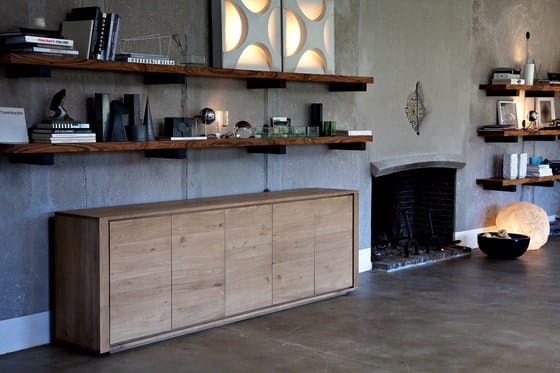 Шкаф из дуба с распашными дверями Ethnicraft Shadow ARCH-00034970 - Вид №2