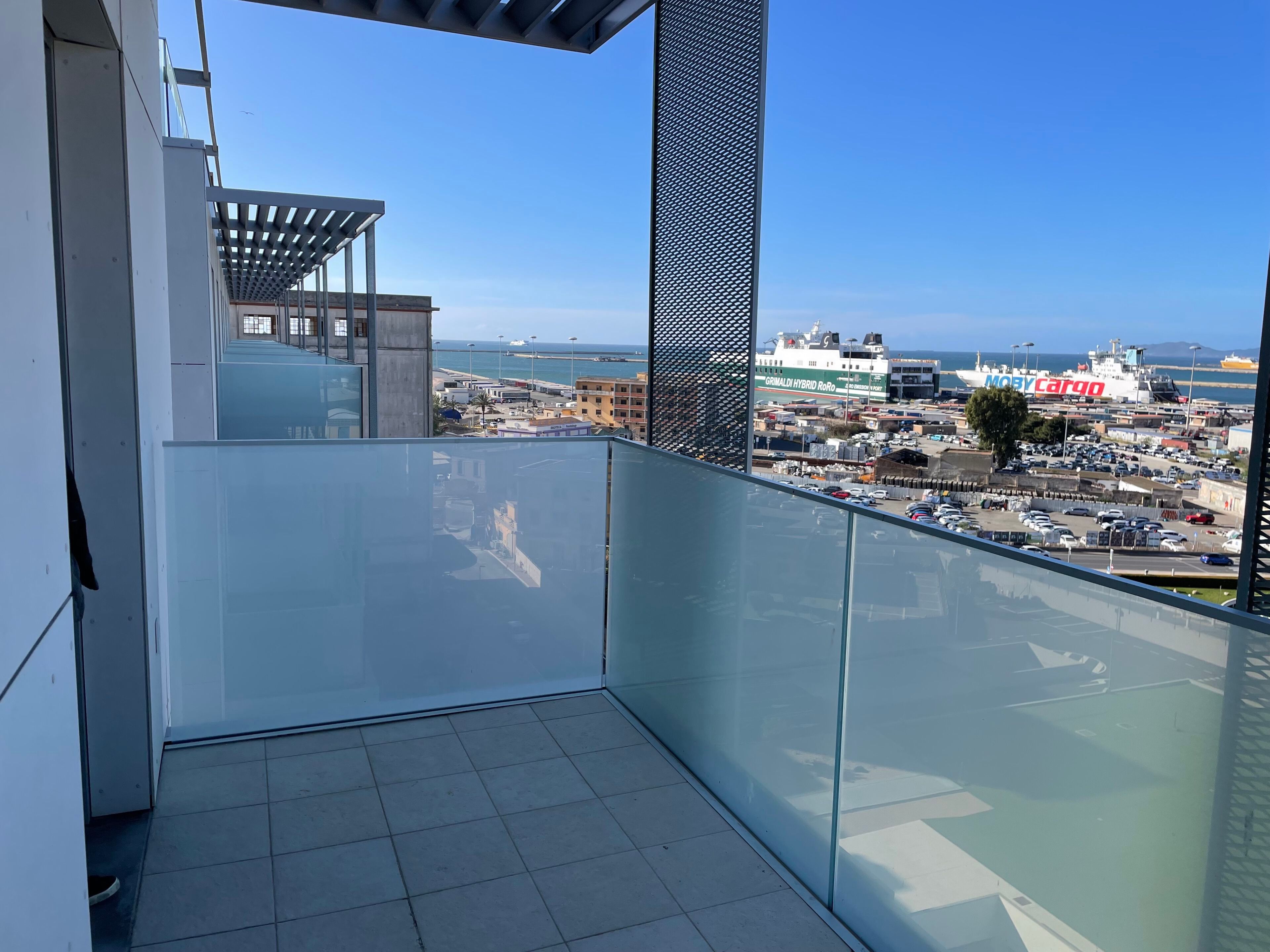 Стеклянный парапет для окон и балконов ALUVETRO система балюстрады GARDA ARCH-00032525 - Вид №9