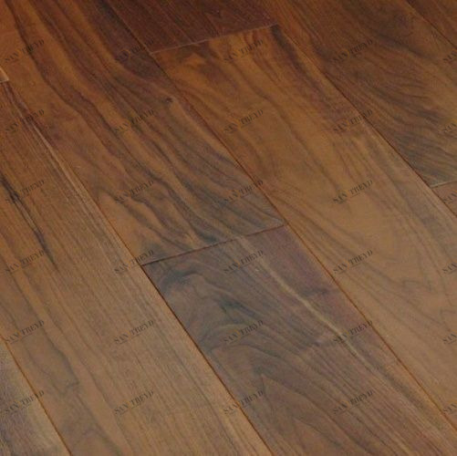 Инженерная доска Marco Ferutti Лакированная Орех американский Натур (Рельефная) 400-1800х150 мм 2600400019